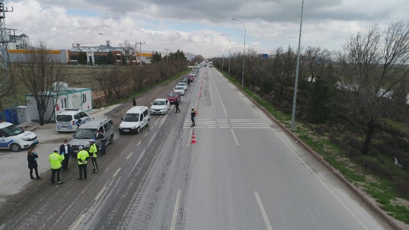 Konya’da Trafik Kontrol Noktalarında Denetimler Sürüyor