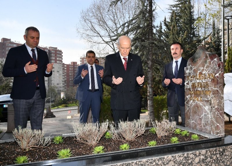 Ülkücü Hareketin Lideri, Başbuğun Ziyaretinde