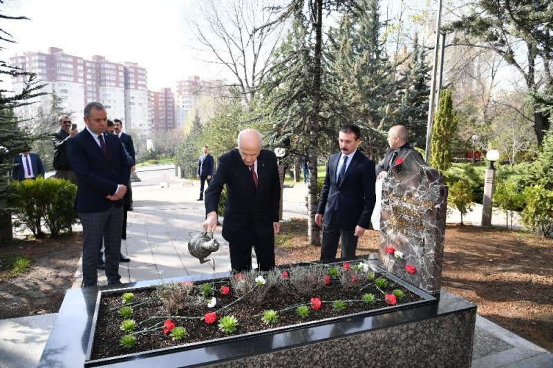 Ülkücü Hareketin Lideri, Başbuğun Ziyaretinde