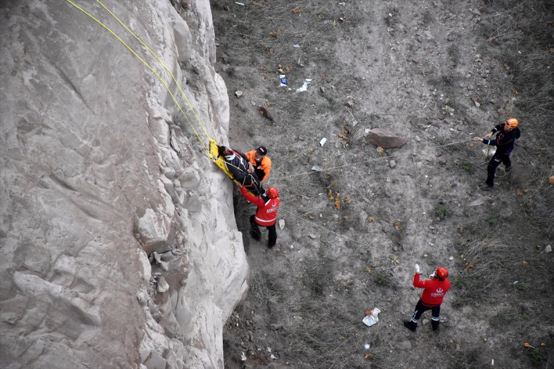 Kayseri'de Kayalıklarda Özçekim Kötü Sonlandı