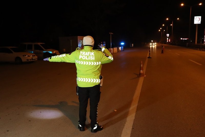 Karaman Trafik Kontrol Noktalarında Sürücülere Uyarı