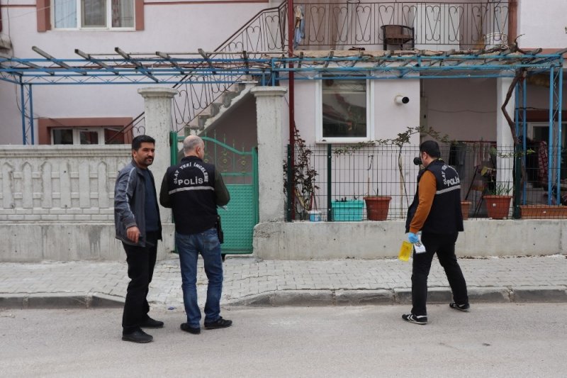 Şehir Magandaları Karaman'da Basın Mensubunu Hedef Aldı
