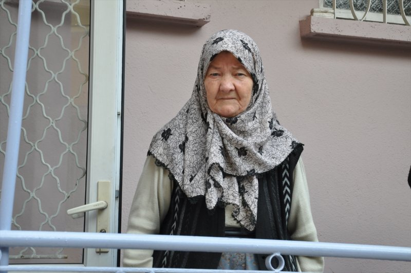 Konyalı 82lik Gunsel Nine Milli Dayanışmada Bende Varım Dedi