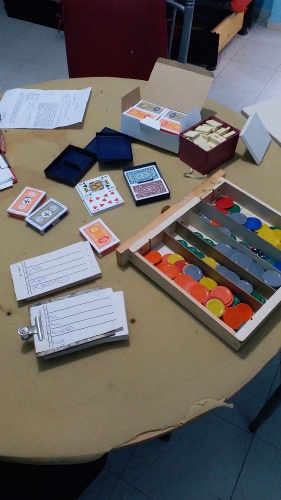 Alanya’da Apartman Dairesine Kumar Baskını