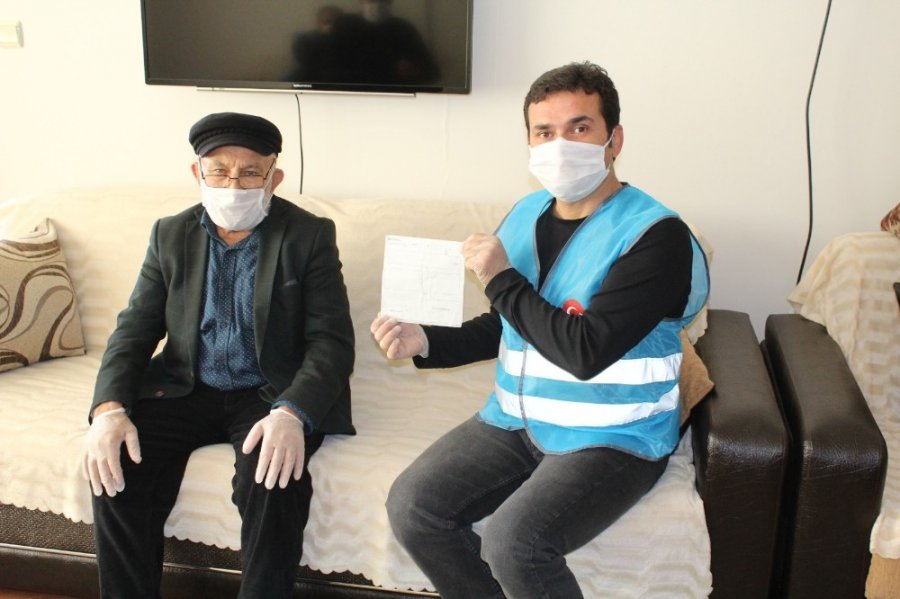 Muz Üreticisi 50 Bin Lira Bağışladı