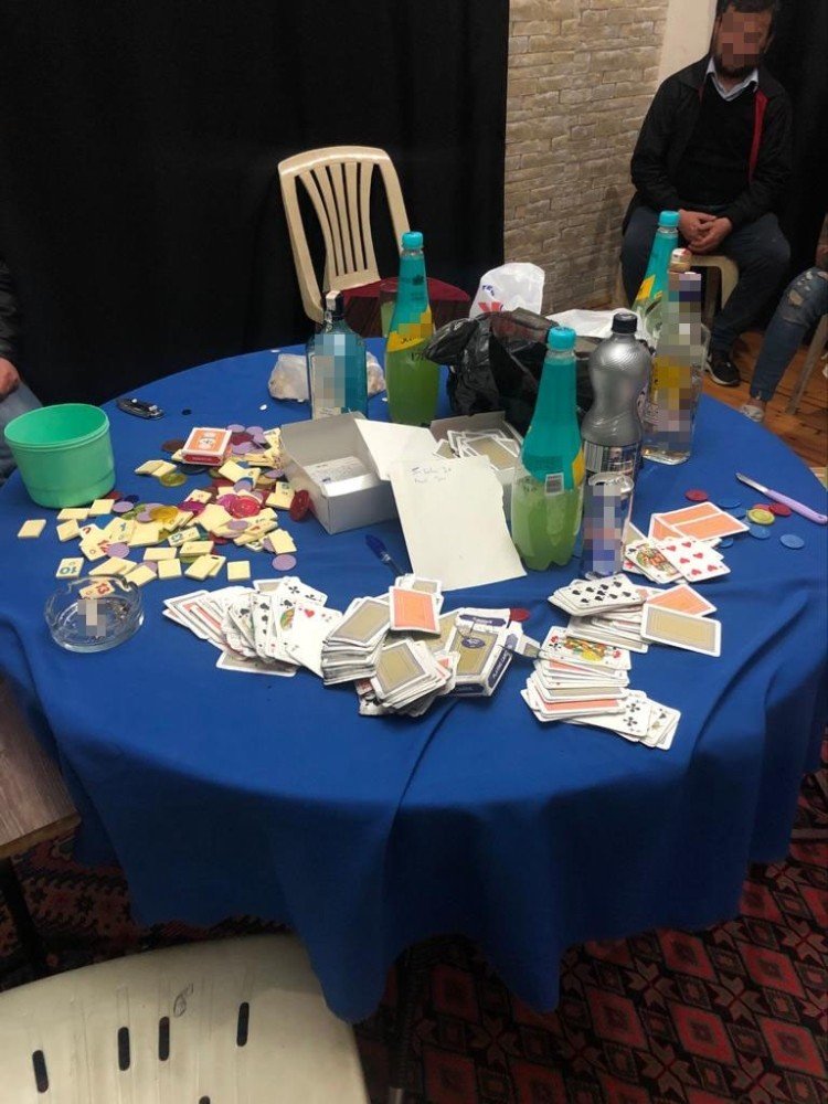 Alanya’da Kumarhaneye Çevrilmiş Eve Kumar Baskını