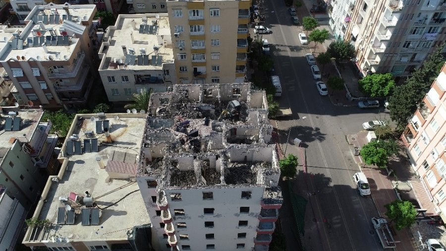 Antalya'da İşçinin Tehlikeli Ekmek Davası