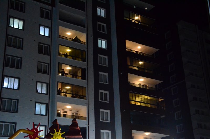 Turkuaz City Sakinlerine Hüseyin Ak İle Moral Gecesi