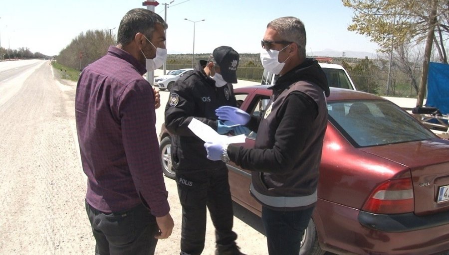 Konya Giriş Çıkışlarında Kontroller Devam Ediyor