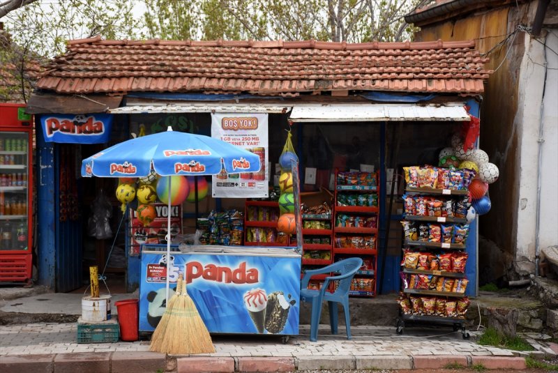 Aksaray'da Bir Hayırsever İhtiyaç Sahiplerinin Bakkala Olan Borcunu Ödedi