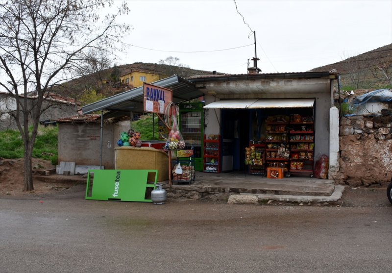 Aksaray'da Bir Hayırsever İhtiyaç Sahiplerinin Bakkala Olan Borcunu Ödedi