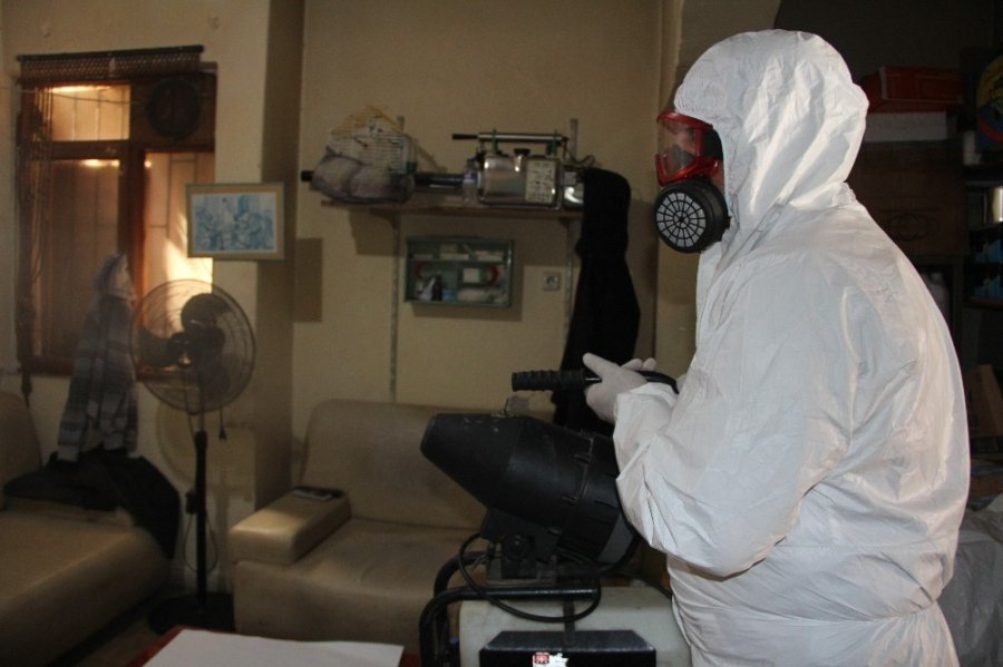 Mersinli Veteriner Hekimden Covid-19 Mücadelesinde Dezenfektan Önerisi