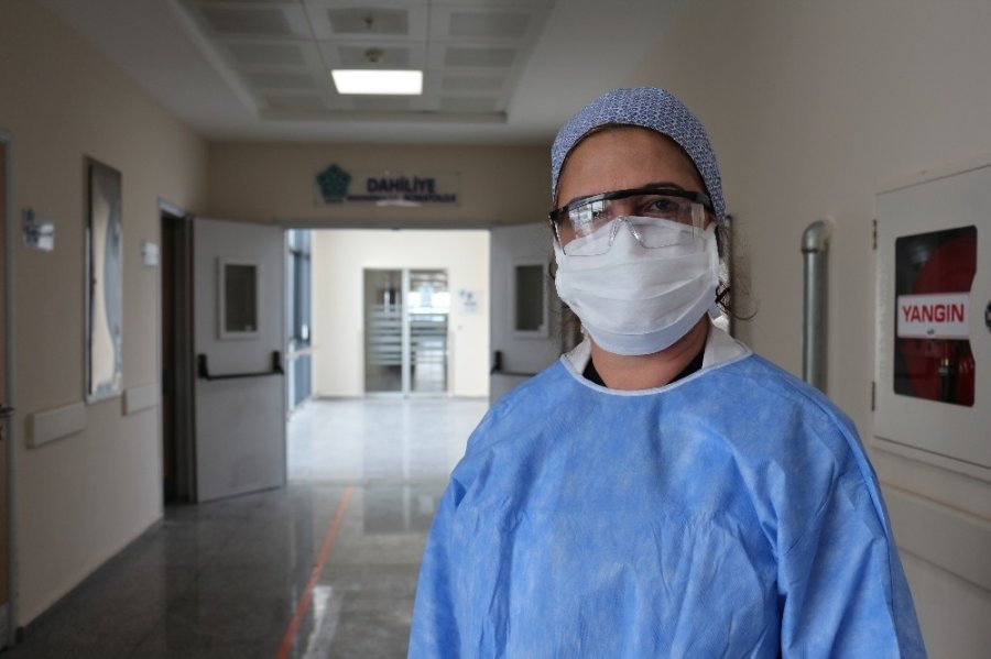 79 Yaşındaki Karı Koca Korona Virüsü Yendi