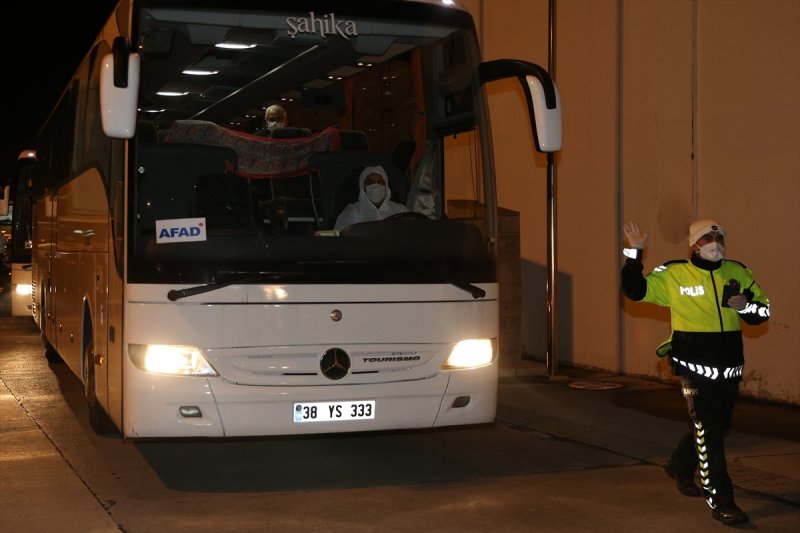 Almanya'daki 232 Türk Vatandaşı Önce Kayseri'ye Geldi