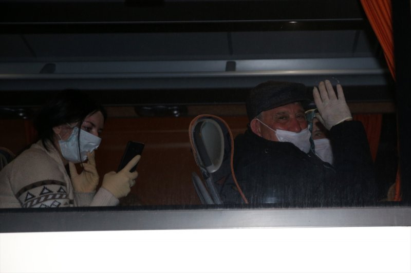 Almanya'daki 232 Türk Vatandaşı Önce Kayseri'ye Geldi