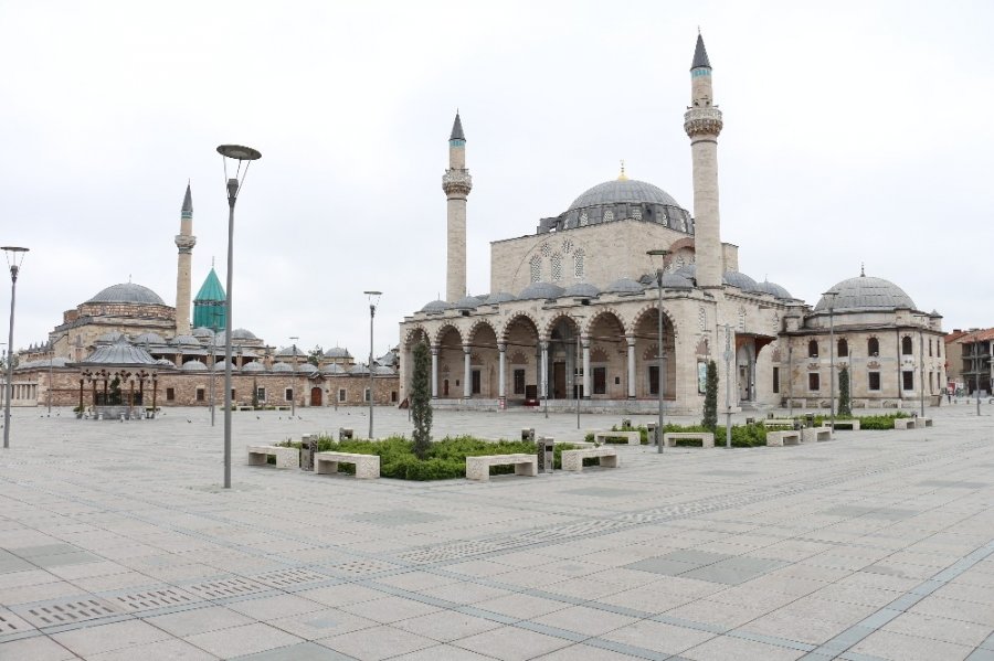 Yasaklar Konya'da Yolları Dinlendirdi