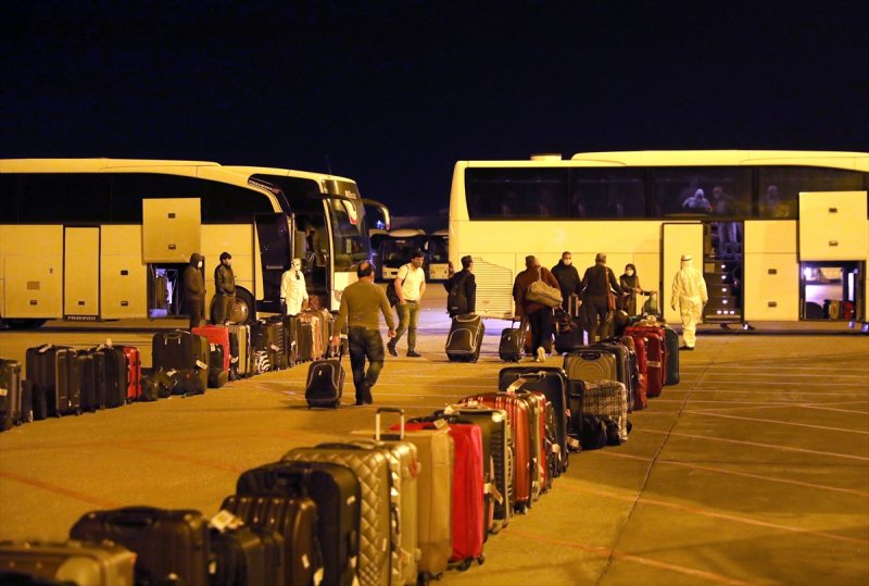 Fas'tan 277 Türk Vatandaşı Thy Uçağıyla Ankara'ya Getirildi