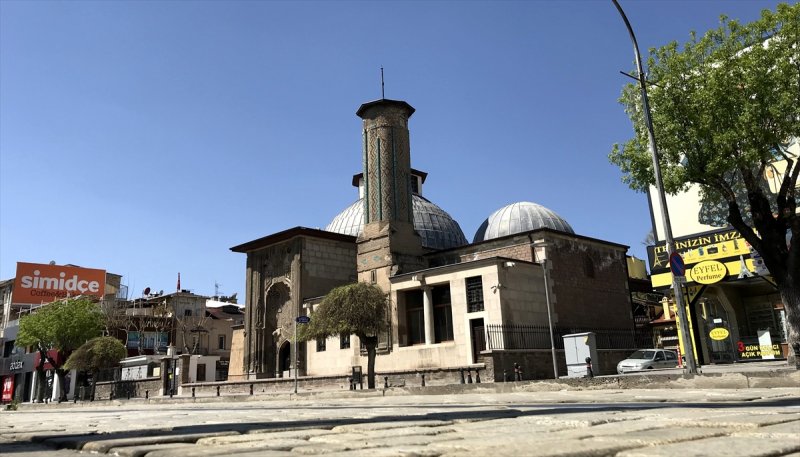 Konya Sokakları Onlara Kaldı