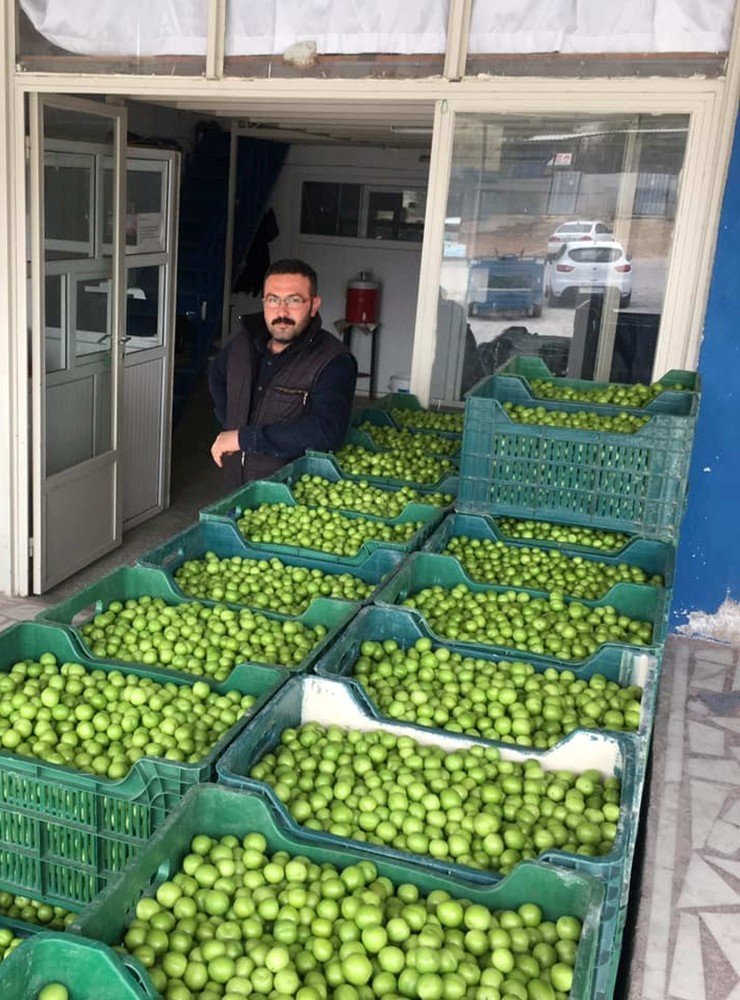 Mut Eriği Ramazan Akşamlarının Meyvesi Oldu