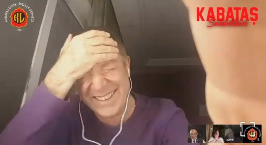 Canlı Yayında Sümer Ezgü, Tabure Kurbanı Oldu