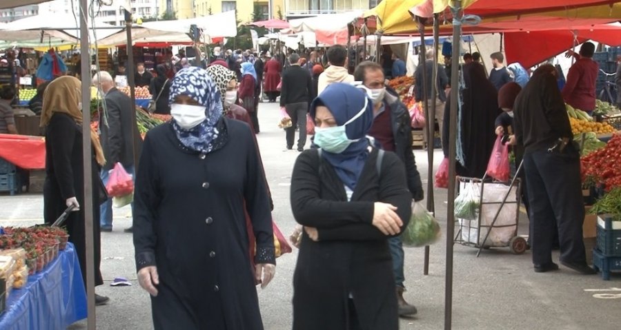 Konya'da Sokağa Çıkma Yasağı Öncesi Pazarlar