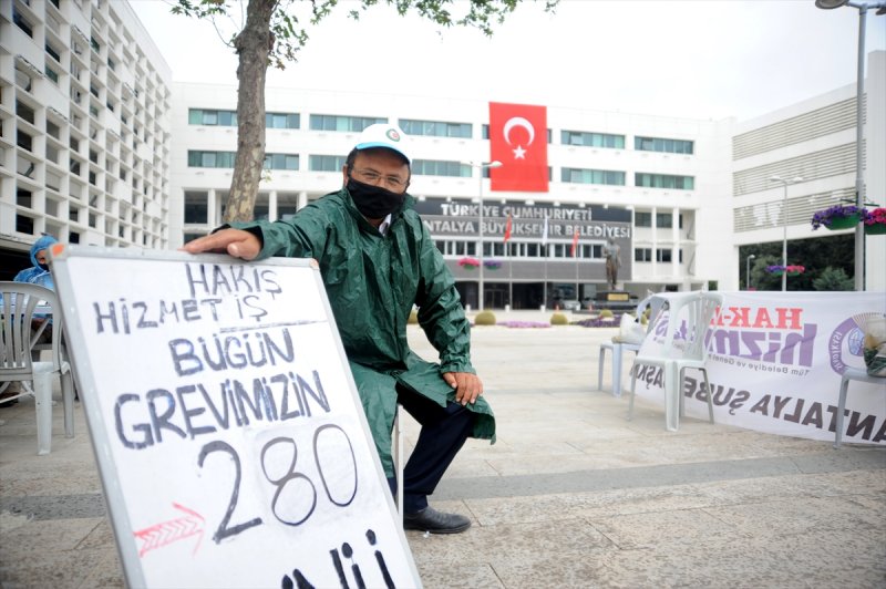 Antalya'da Tek Kişilik Grevde 280 Gün Geride Kaldı