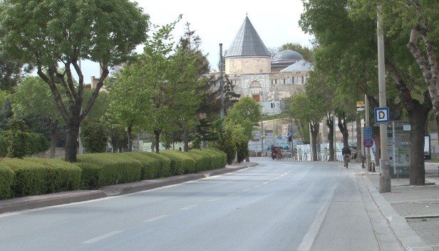 Konya Sokaklarında Sessizlik Hakim