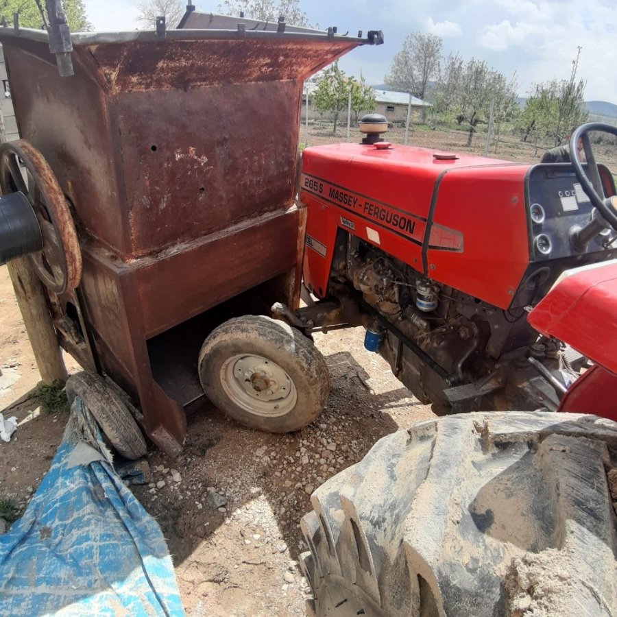 Ereğli'de Yaşanan Acı Olayda Traktör Sahibini Ezdi