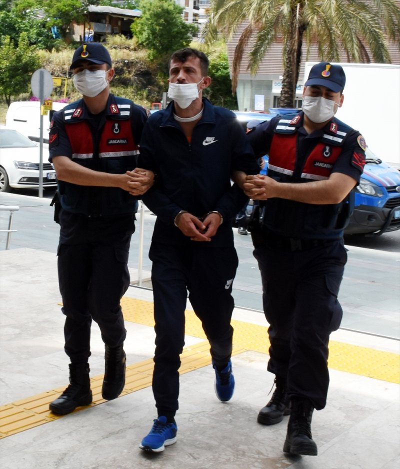 Antalya'da Alacak Verecek Meselesi Kanlı Bitti