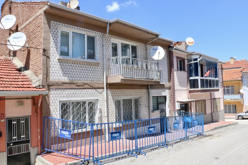 Eskişehir'de İki Katlı Ev Karantinaya Alındı