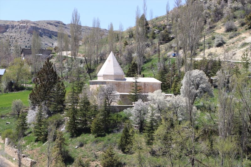 Korona Virüs Karaman'da Dil Bayramı Etkinliklerini de Vurdu