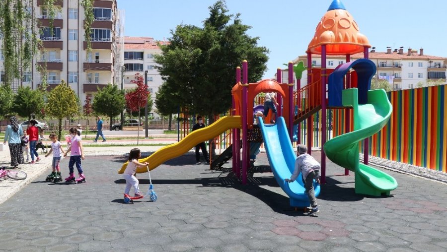 Aksaray’da Gün Çocukların Günüydü