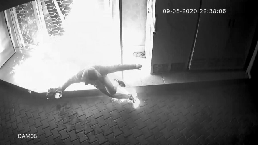 Karaman'da Kendini Yakan Kundakçı Ulusal Gündem Oldu