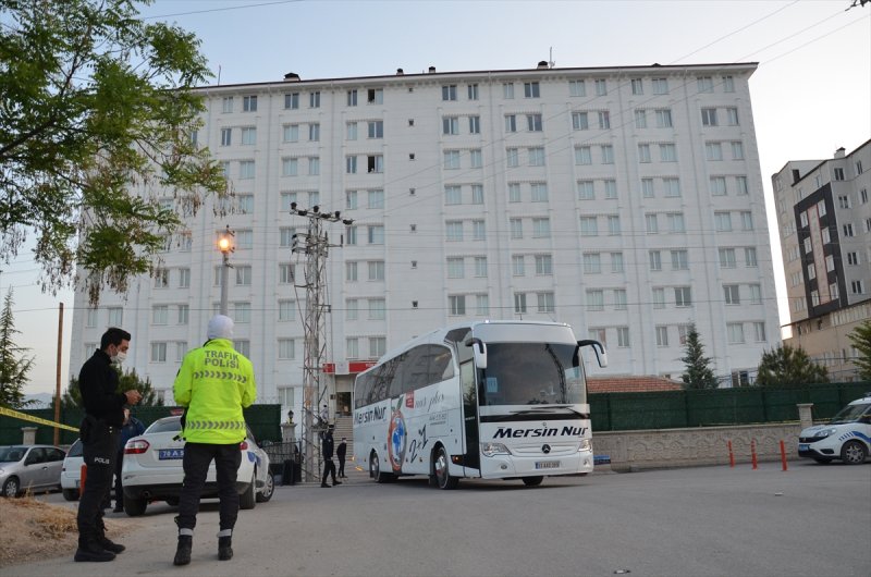 KKTYavru Vatan Kıbrıs'tan Gelen 288 Kişi Karaman'da KarantinadaC'den Getirilen 288 Kişi Karaman'da Yurda Yerleştirildi