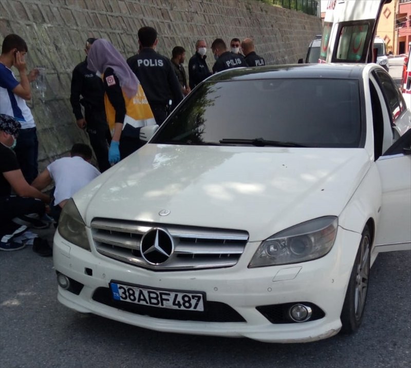 Kayseri'de Silahlı Kavga: 1 Yaralı