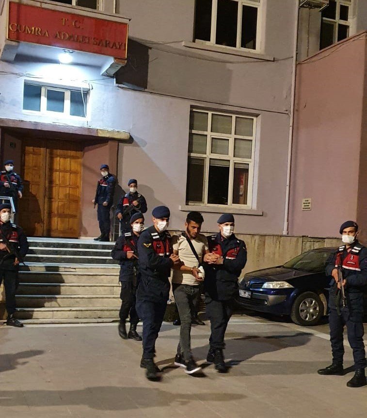 Konya’da Baba-oğul Cinayetinin Zanlısı Baba Oğul Tutuklandı