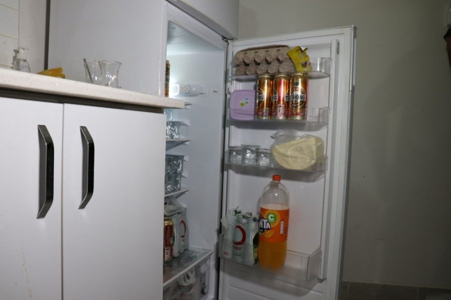 Kiraladıkları Apart Daireyi Kumarhaneye Çevirdiler