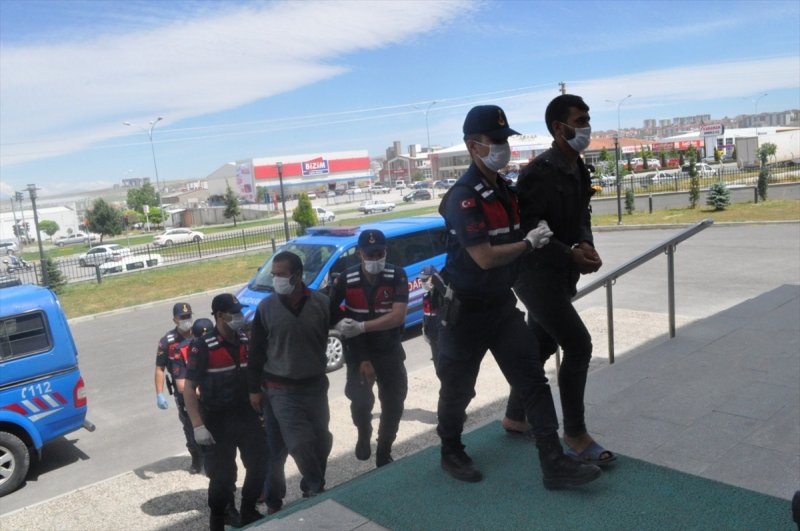 Karaman'da Hırsızlık Şüphelisi 3 Kişi Tutuklandı