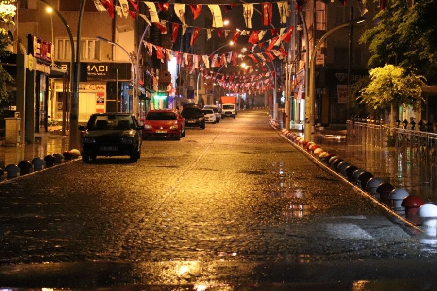 Karaman Rahmet Ayını Rahmetle Sessizce Uğurluyor