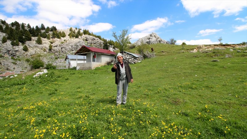 Baharın Gelişiyle Çiçeklenen Yaylalarda Salgın Sessizliği