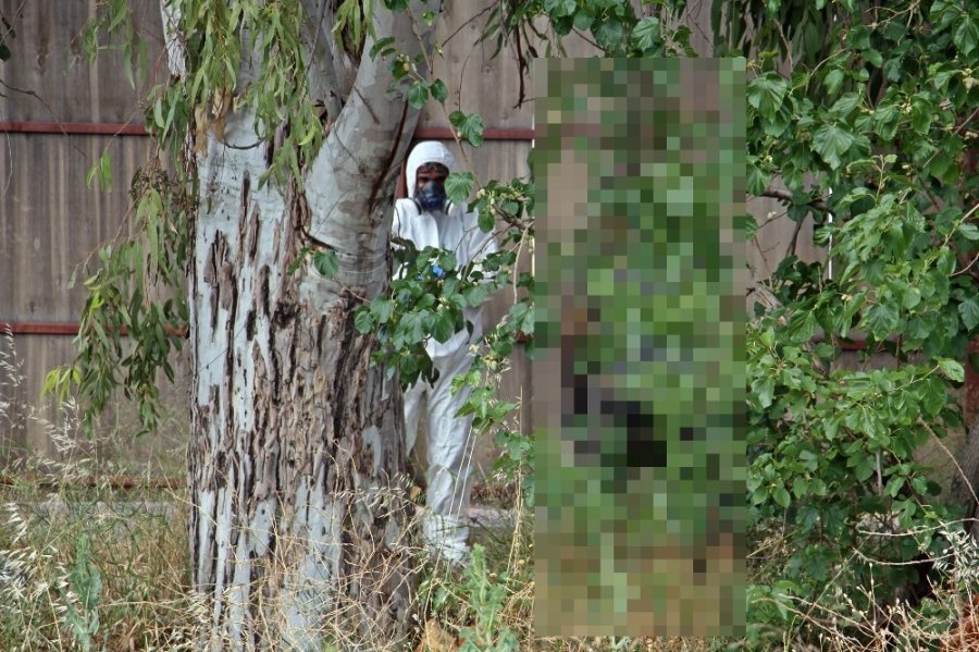 Cesedini Elbisesinden Teşhis Etti, Feryatları Yürekleri Yaktı