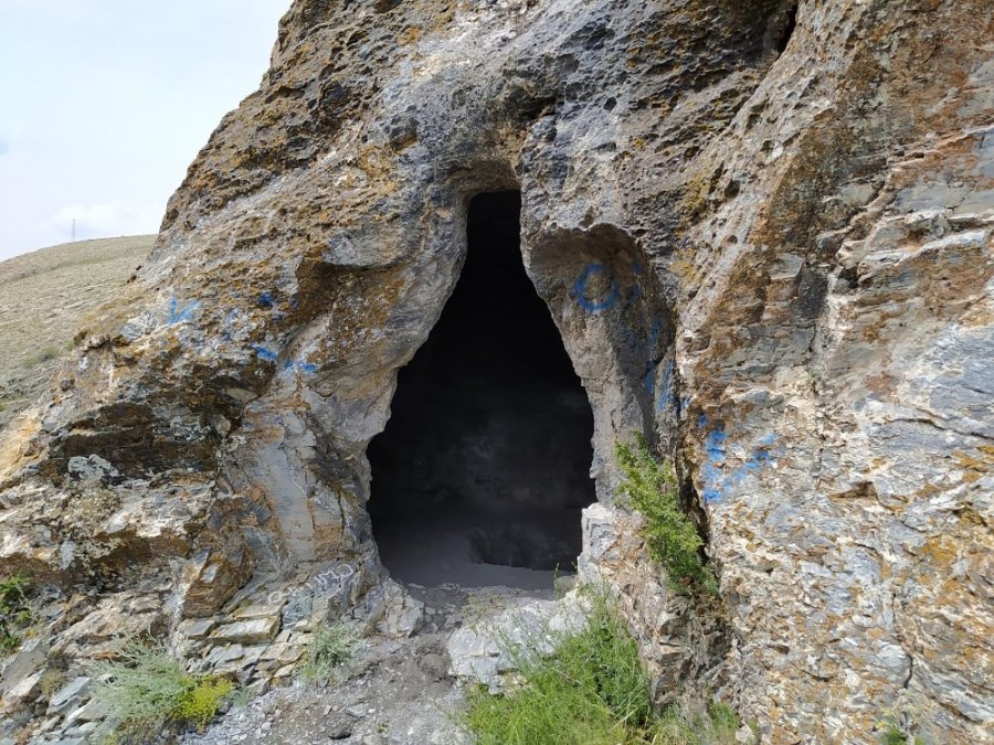 Konya'da Defineciler Mağarayı Tahrip Etti