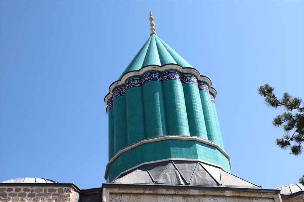 Mevlana Müzesi'nin Turkuaz Kubbesi Yenileniyor