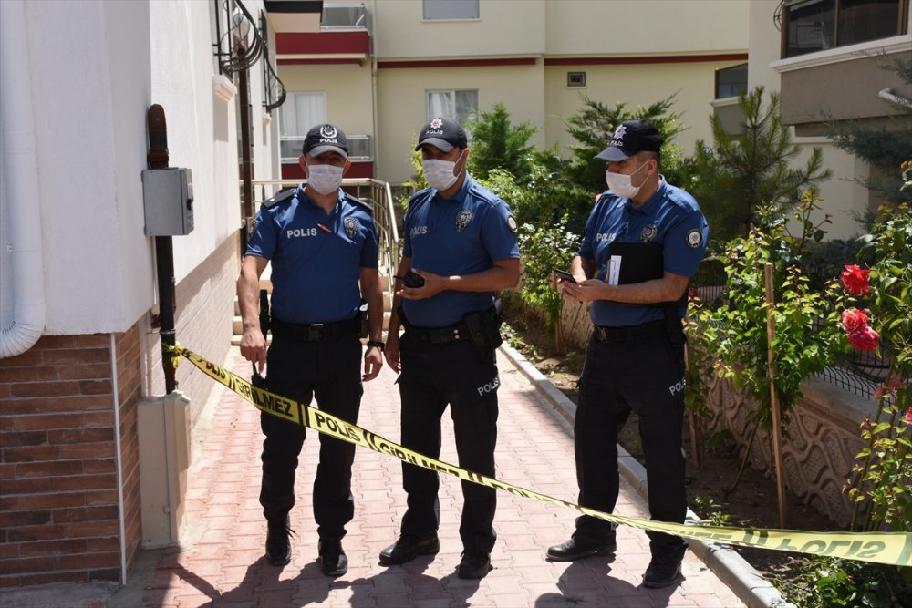 Aksaray'da Bir Kişi, İmam Nikahıyla Birlikte Yaşadığı Kadını Öldürdü