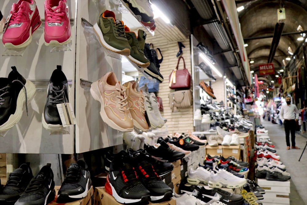 800 Yıllık Kayseri Kapalı Çarşı Esnafı Umudunu Gurbetçilere Bağladı