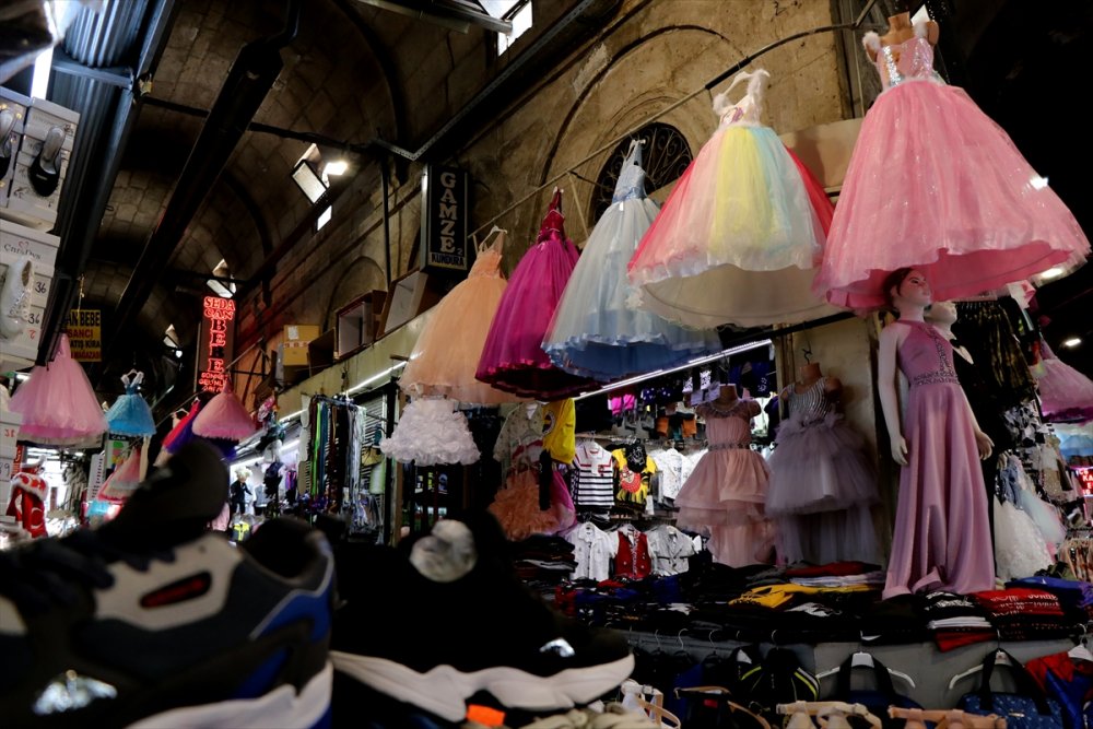 800 Yıllık Kayseri Kapalı Çarşı Esnafı Umudunu Gurbetçilere Bağladı