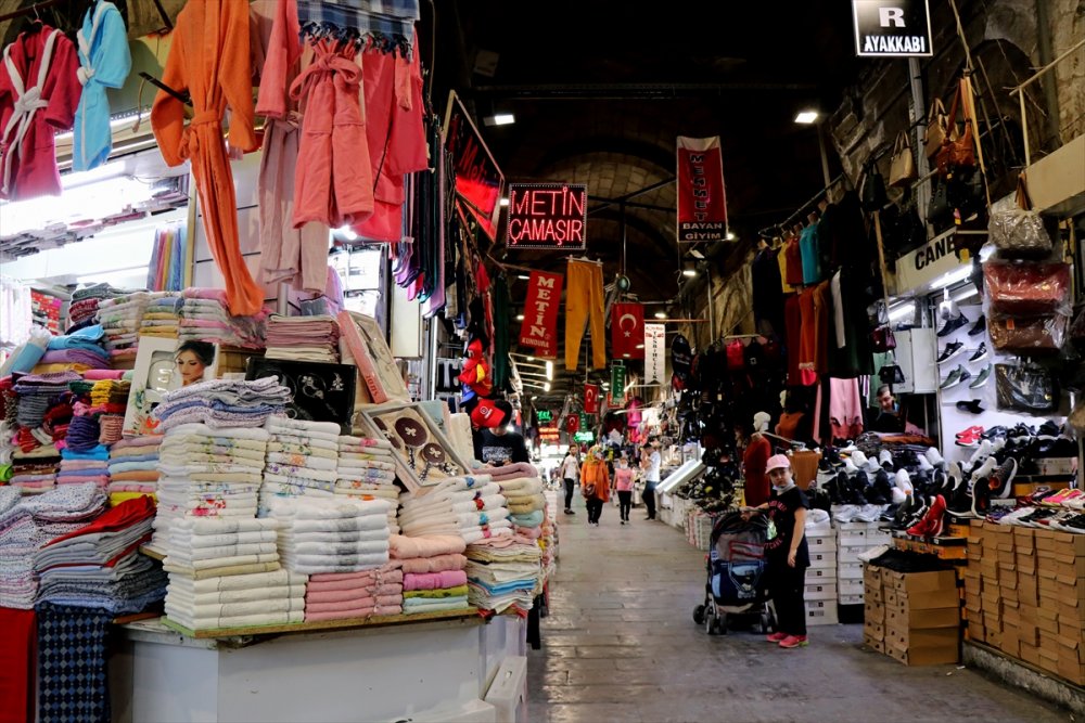 800 Yıllık Kayseri Kapalı Çarşı Esnafı Umudunu Gurbetçilere Bağladı