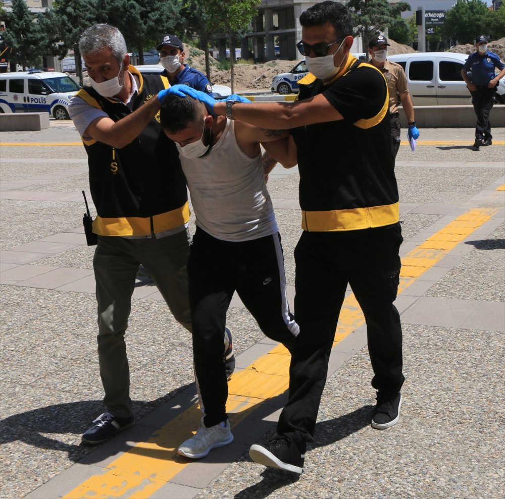 Aksaray'da Aracıyla Durmayarak Bekçi Yaralayan Şahıs Serbest Bırakıldı