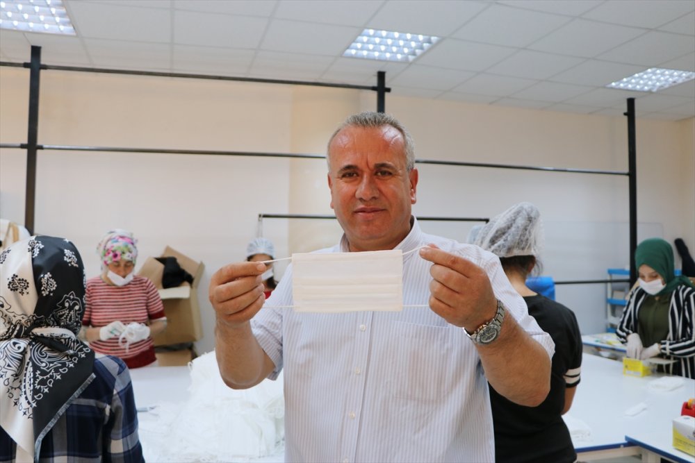 2500 Nüfuslu Beldede 2 Milyondan Fazla Maske Üretildi