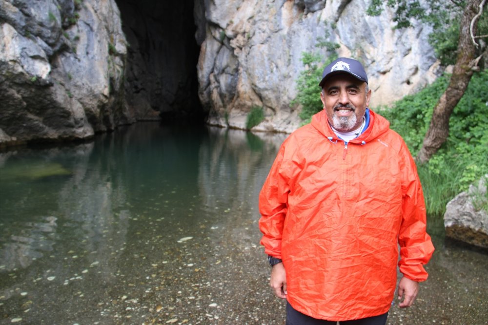 Konya'daki Çamlık Mağaraları Doğaseverleri Hayran Bırakıyor